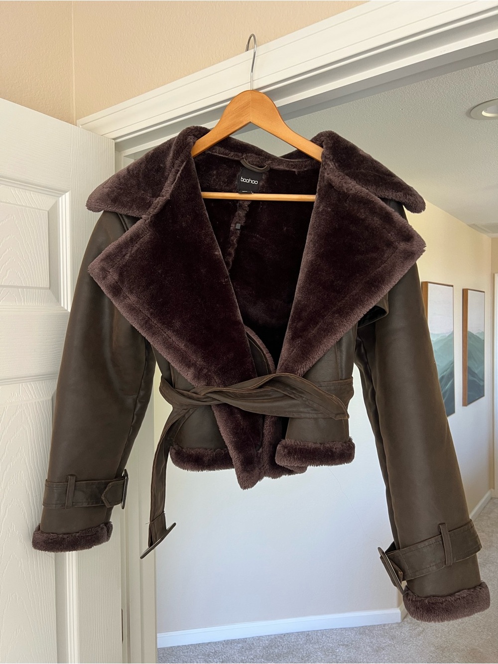 Boohoo Women's Dark Brown Faux Shearling Belted Aviator Jacket